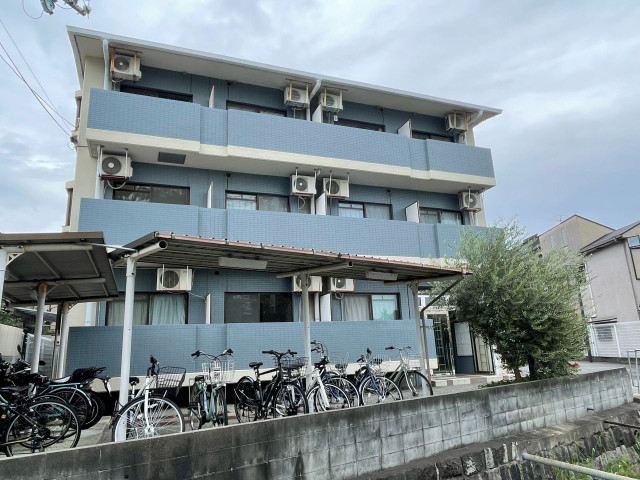 敷地内・建物