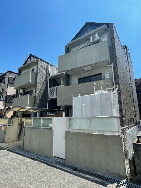 敷地内・建物