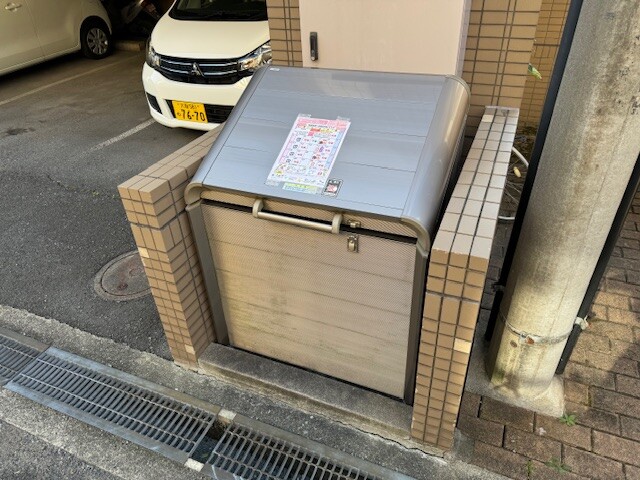 敷地内・建物