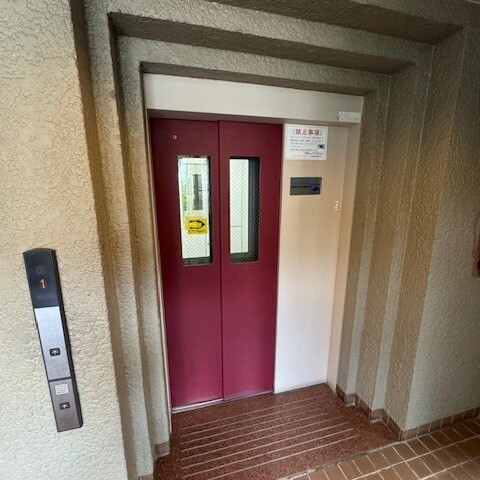 敷地内・建物
