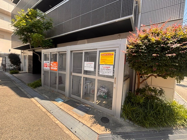 敷地内・建物