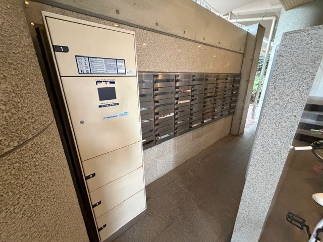 敷地内・建物