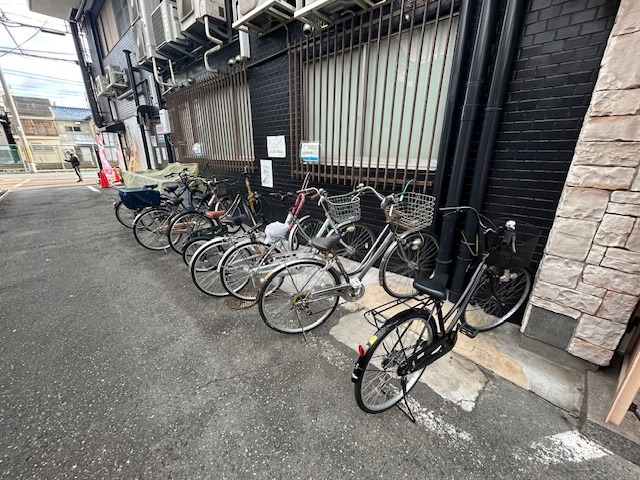 敷地内・建物