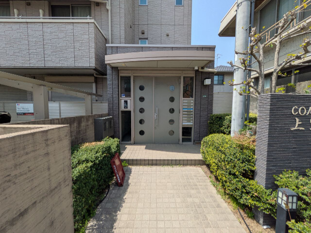 敷地内・建物