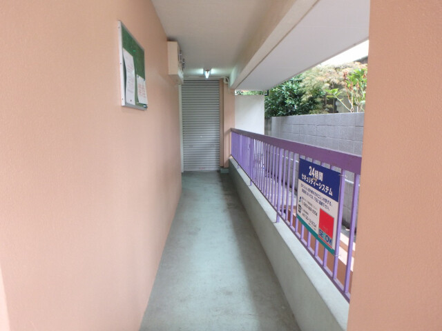 敷地内・建物