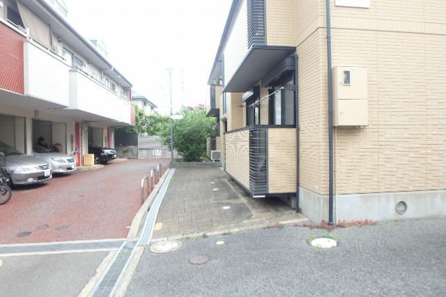敷地内・建物