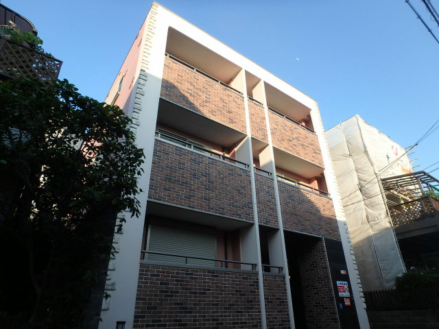 敷地内・建物