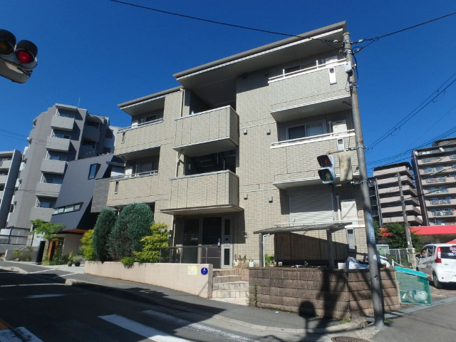 敷地内・建物