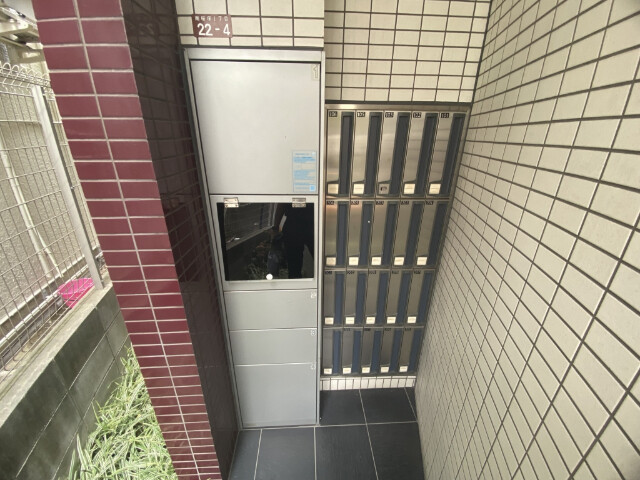 敷地内・建物