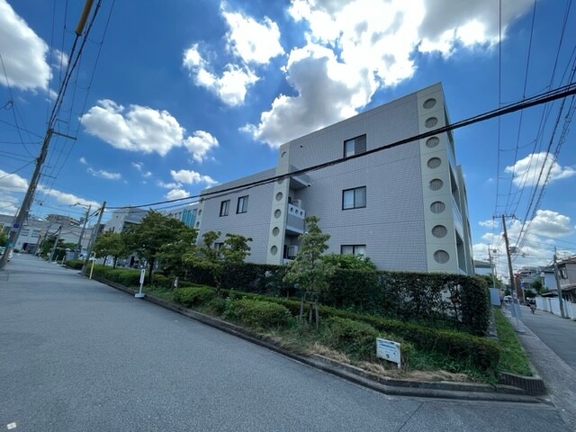 敷地内・建物