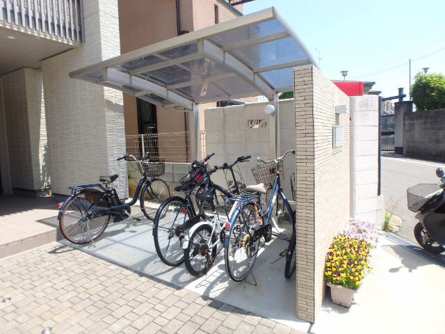 敷地内・建物