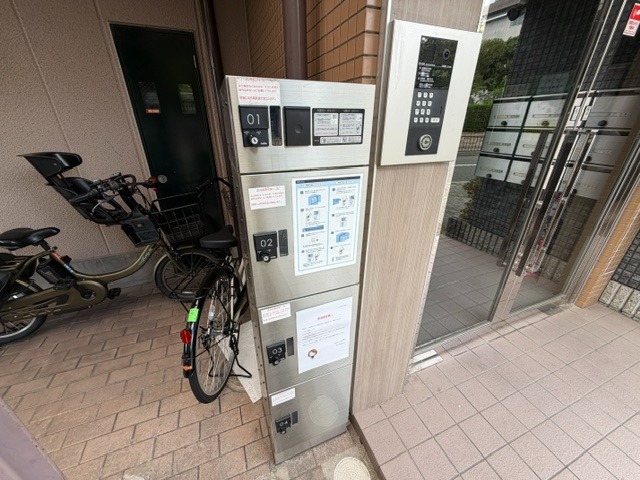 敷地内・建物
