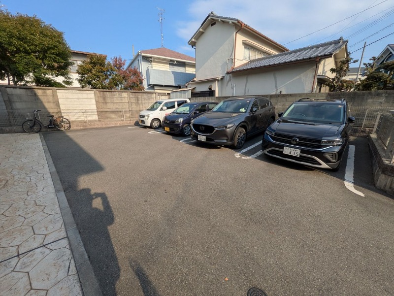 敷地内・建物