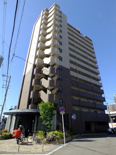 敷地内・建物