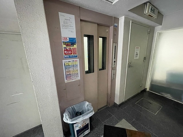 ロビー
