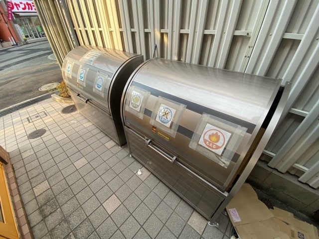 敷地内・建物