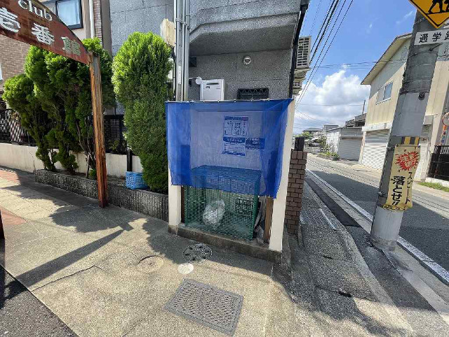 敷地内・建物