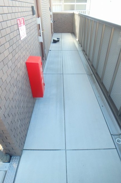敷地内・建物