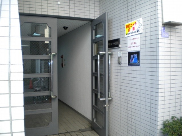 敷地内・建物