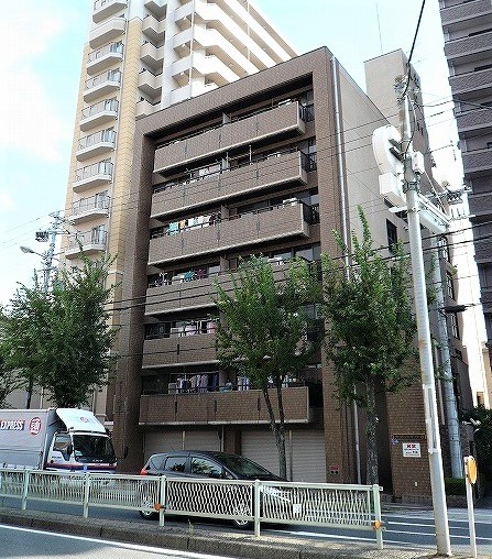 敷地内・建物