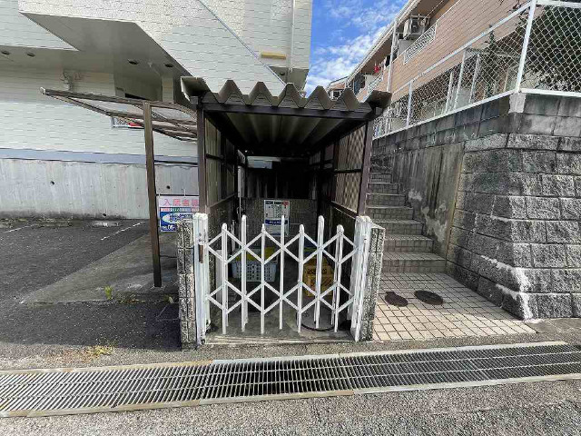 敷地内・建物