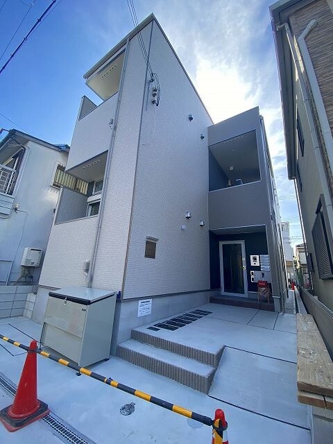 敷地内・建物