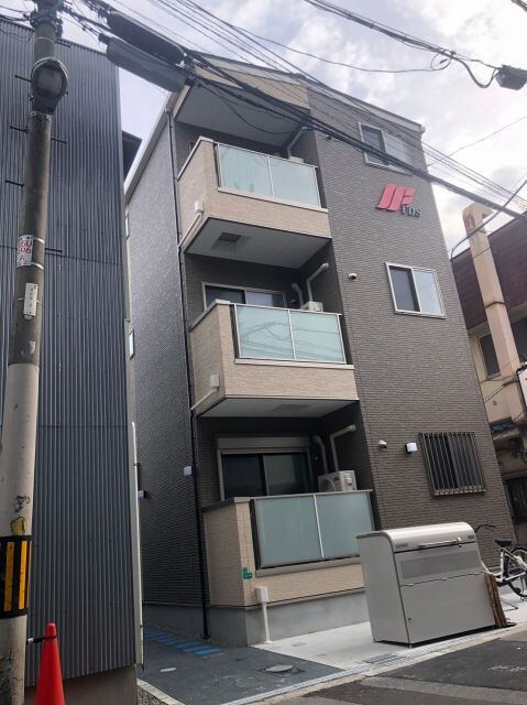 敷地内・建物