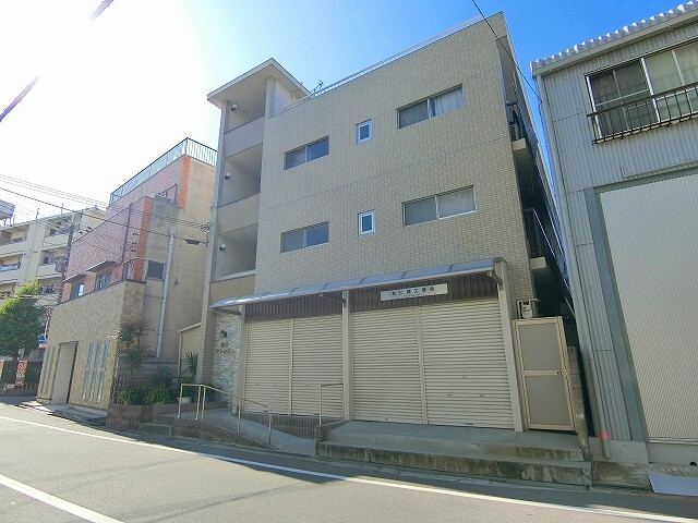 敷地内・建物