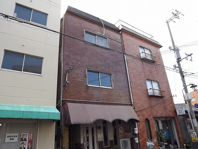 敷地内・建物