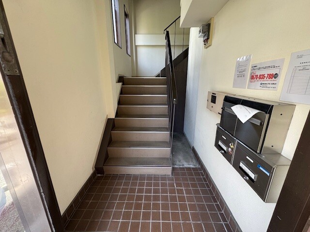 敷地内・建物