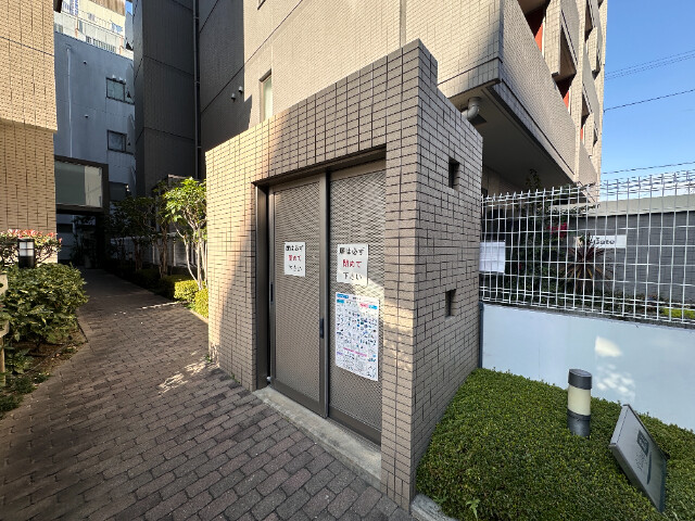 敷地内・建物