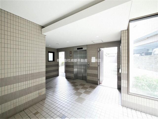 敷地内・建物