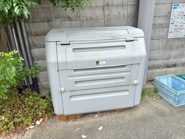敷地内・建物