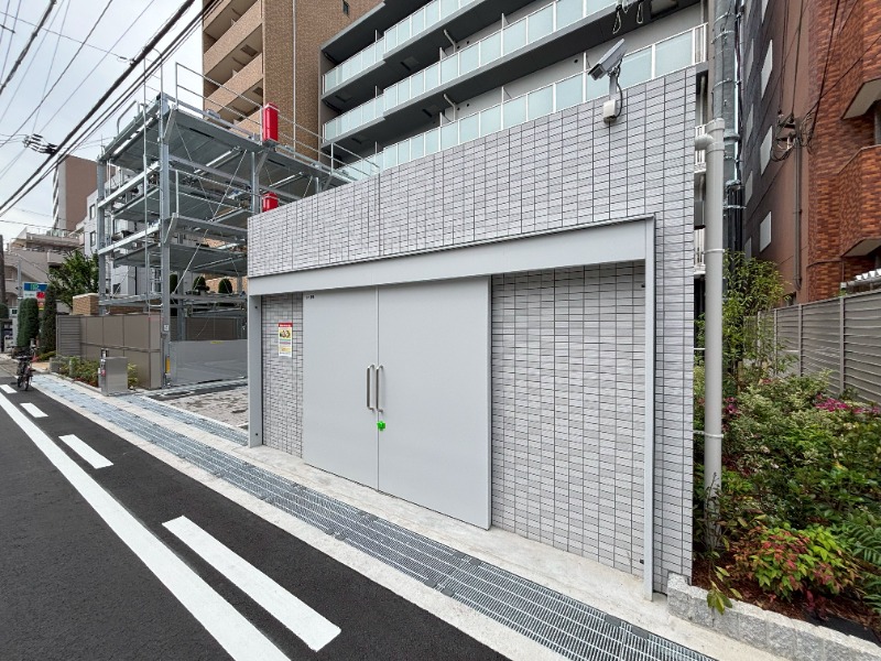 敷地内・建物