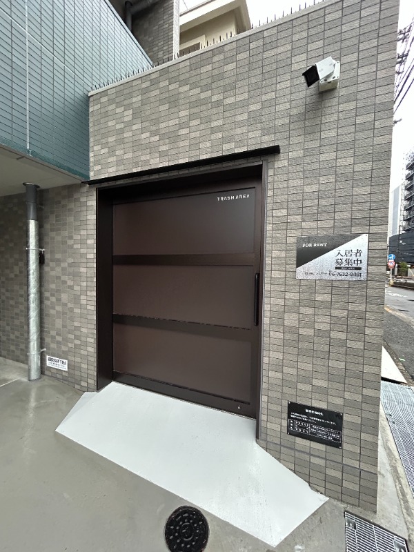 敷地内・建物