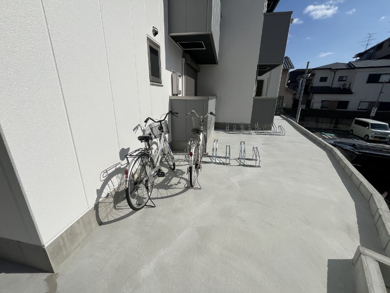 敷地内・建物