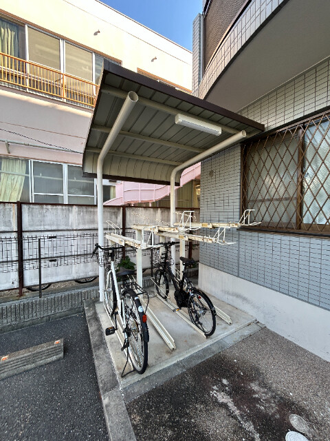 敷地内・建物