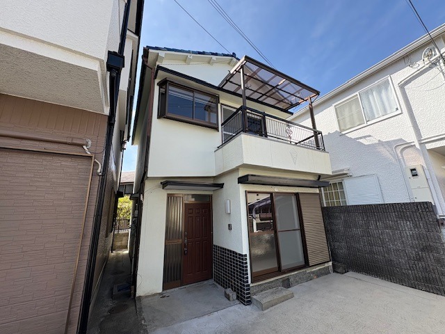 敷地内・建物