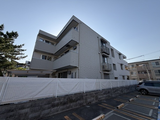 敷地内・建物