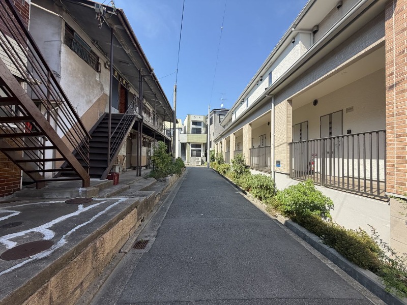 敷地内・建物