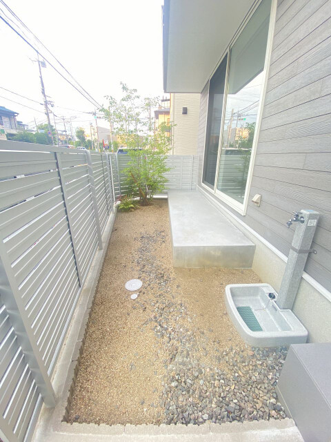 敷地内・建物