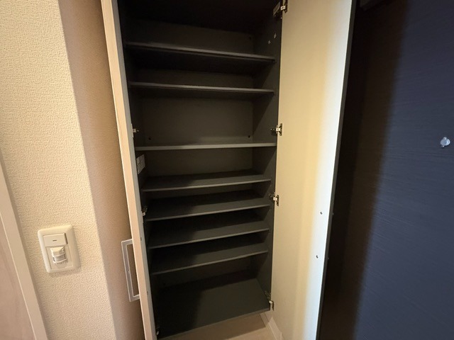 内装19