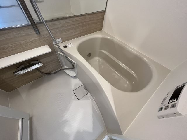 バス