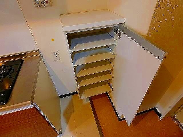 収納