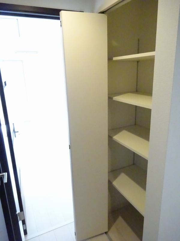 シューズボックス