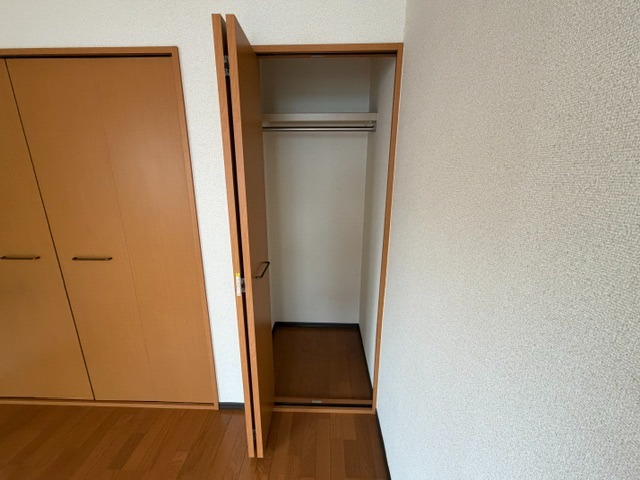 内装12