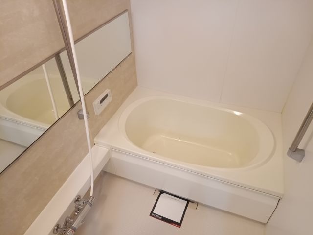 バス