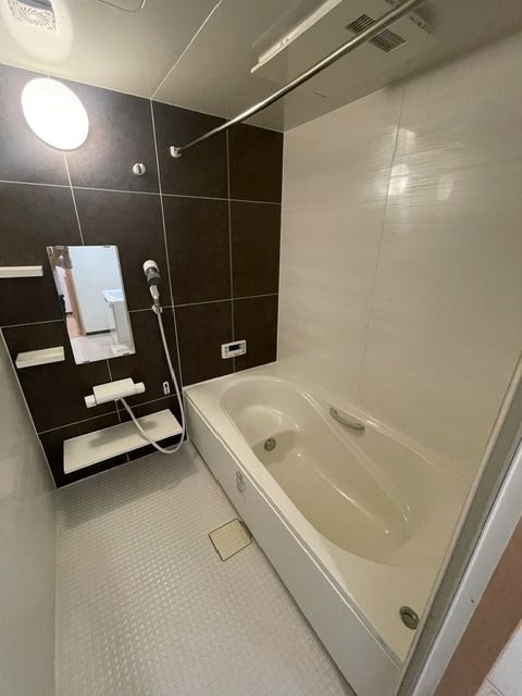 バス