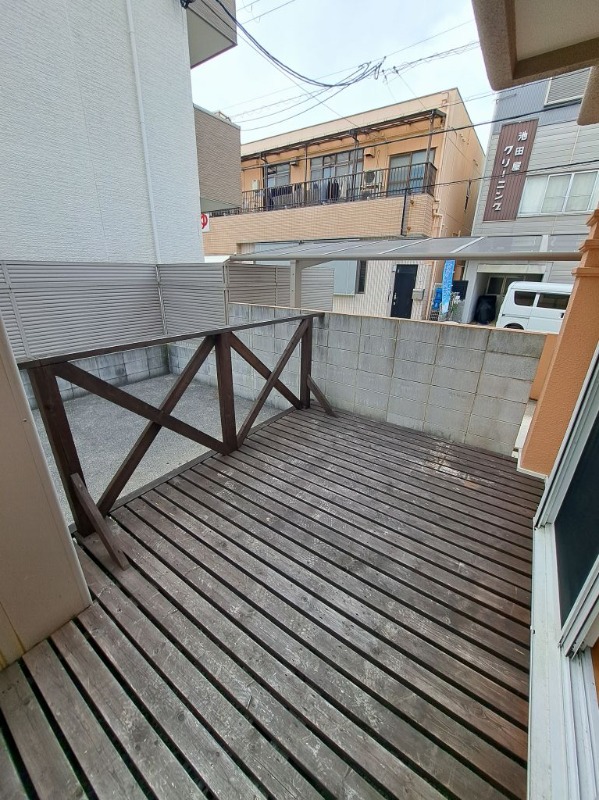 異なる号室の室内写真