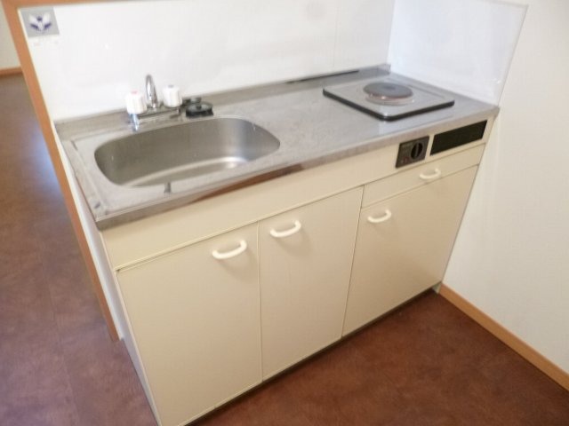 異なるフロアの室内写真です